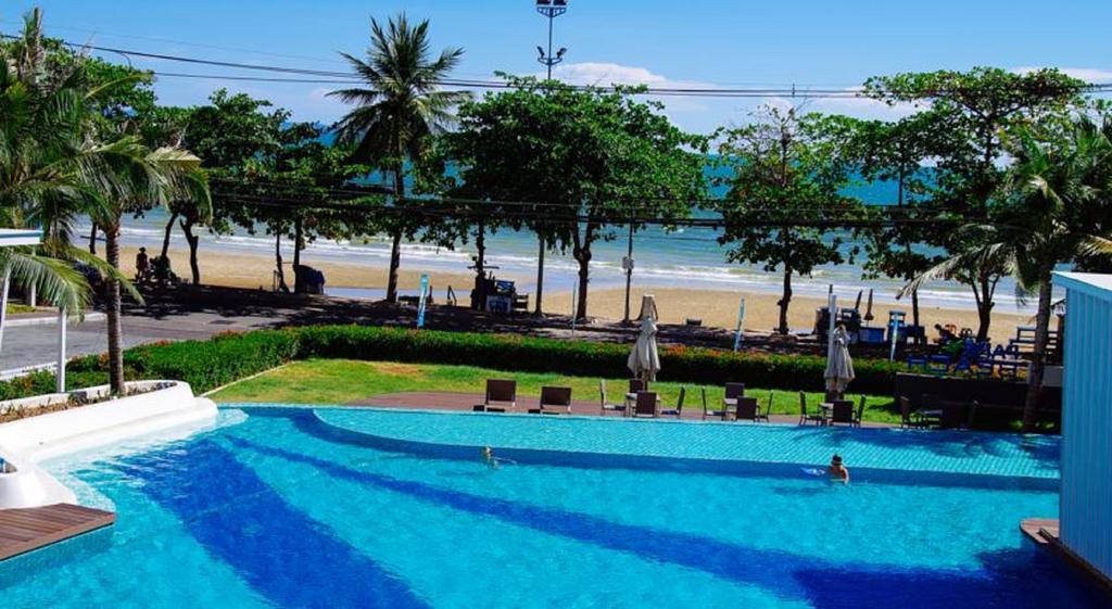 Lpn Park Beach Tour B Praia de Jomtien Exterior foto